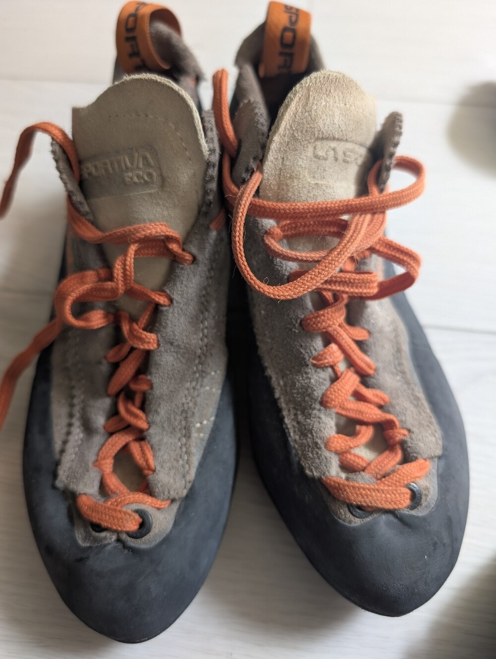 La Sportiva Eco Mythos Women's Suede Lace-up Climbing Shoes -39.5-